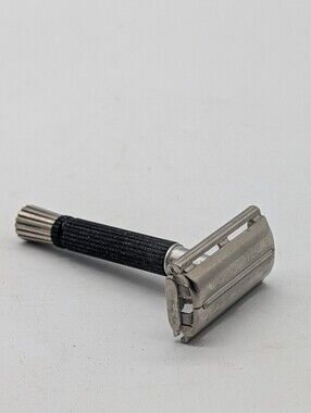 Vintage Gillette Black Handle Super Speed Safety Razor TTO Butterfly DE